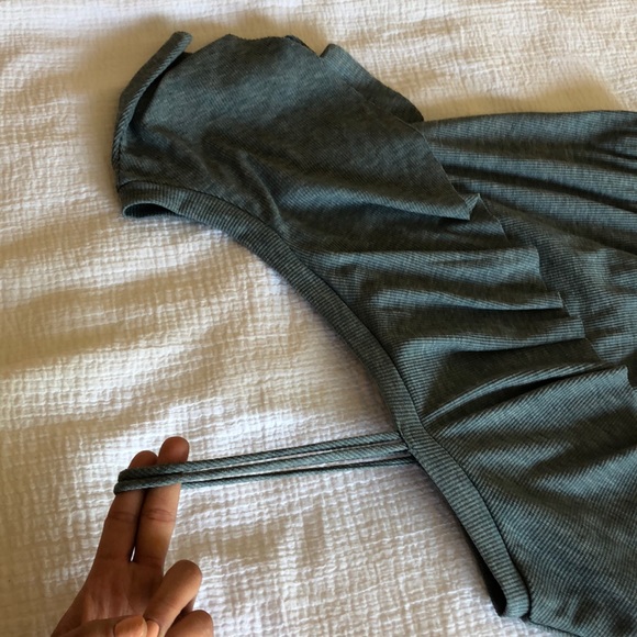 NWOT Ribbed Crop Top - Picture 2 of 7